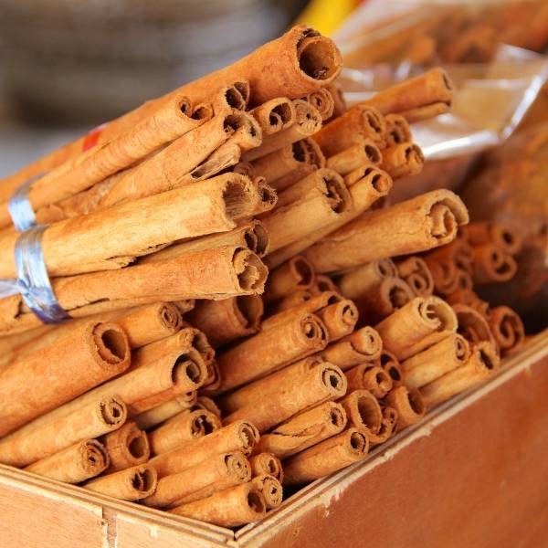Cinnamon-market
